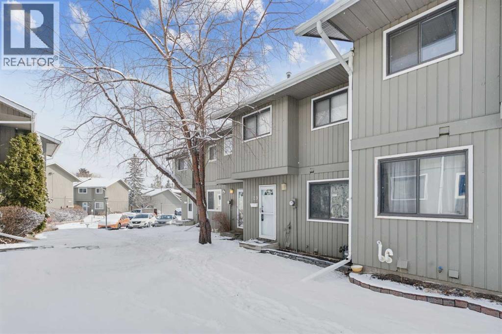 Single Family House for Sale in   Ranchview Drive NW Ranchlands Calgary 