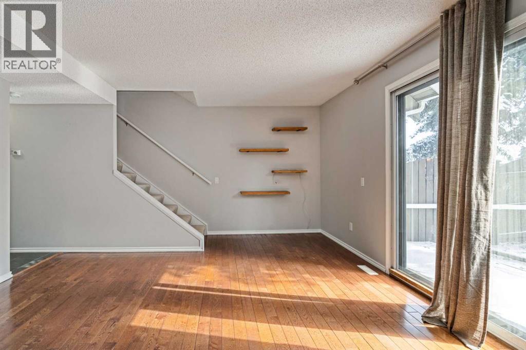 Single Family House for Sale in   Ranchview Drive NW Ranchlands Calgary 