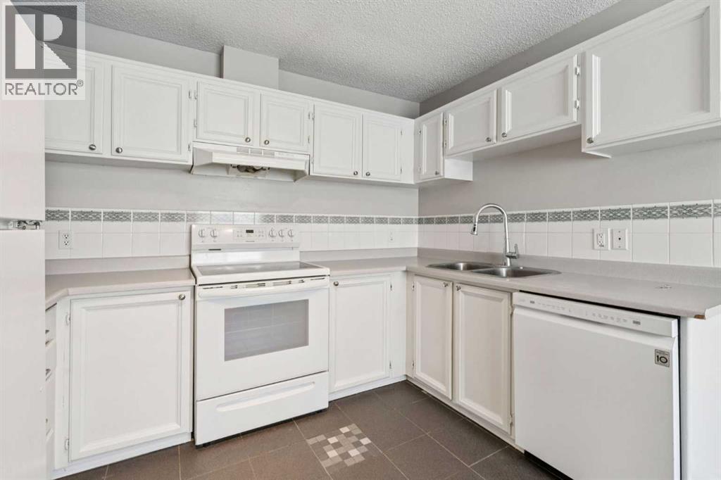 Single Family House for Sale in   Ranchview Drive NW Ranchlands Calgary 