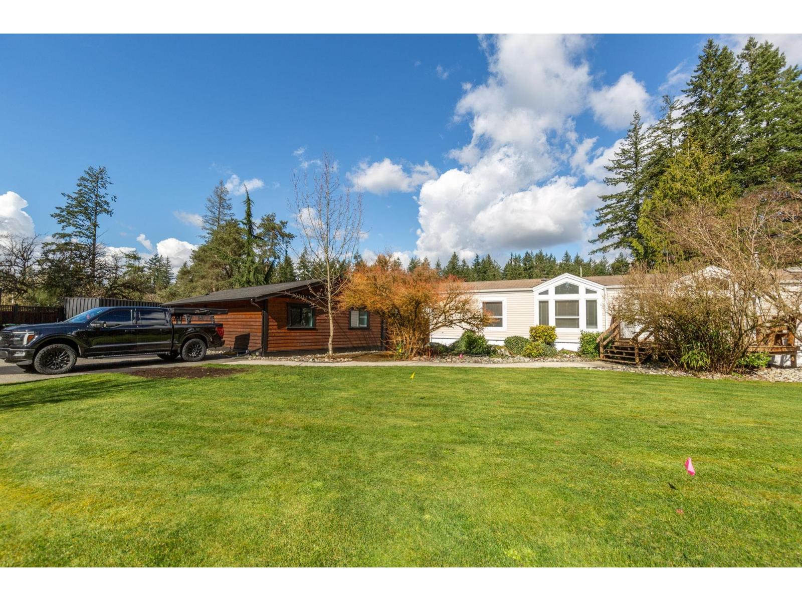 20078 27 AVENUE, Langley