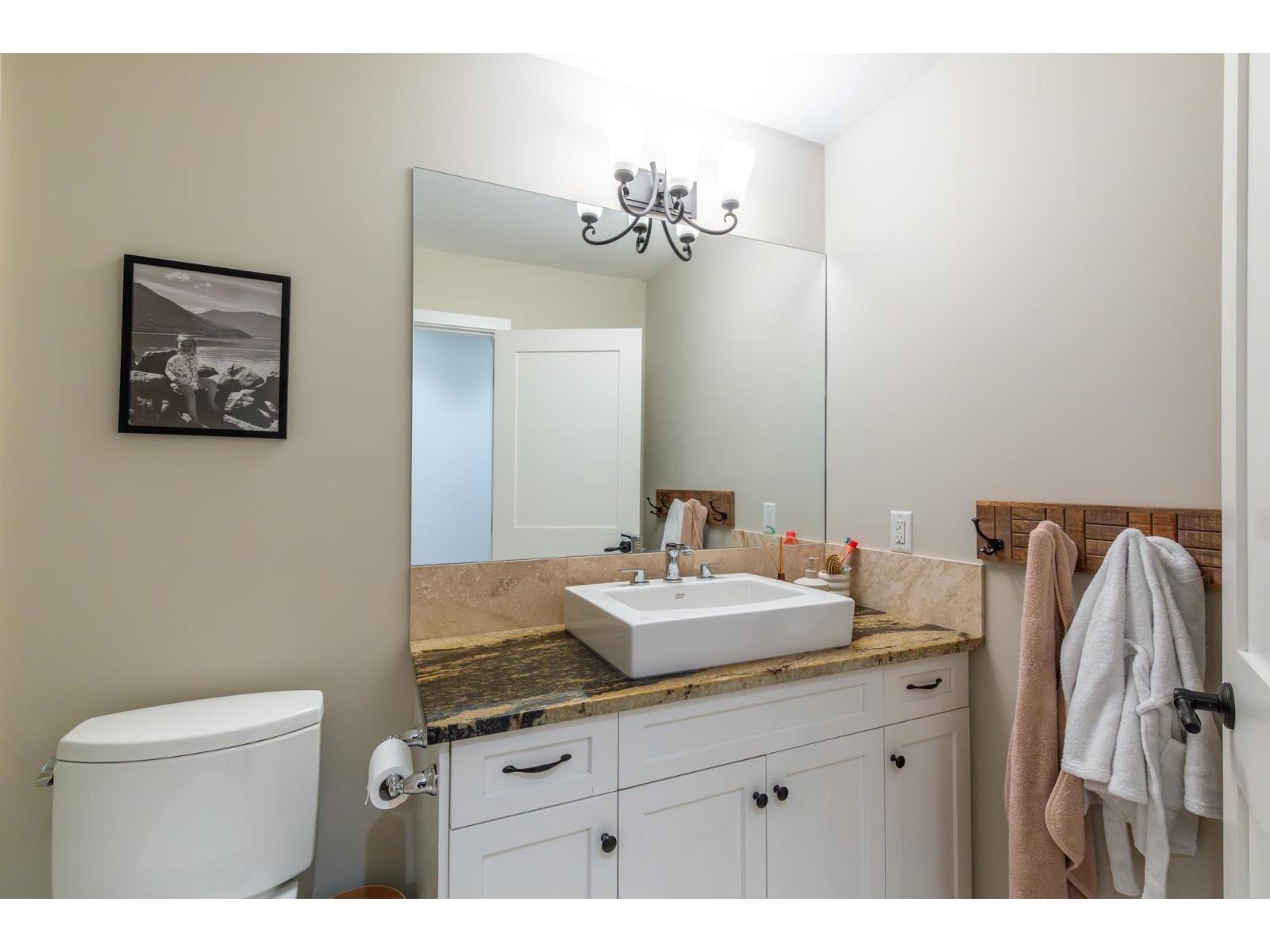 20078 27 AVENUE, Langley