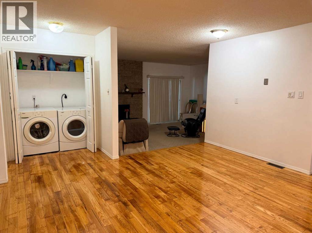 150 PIPER DRIVE - 17