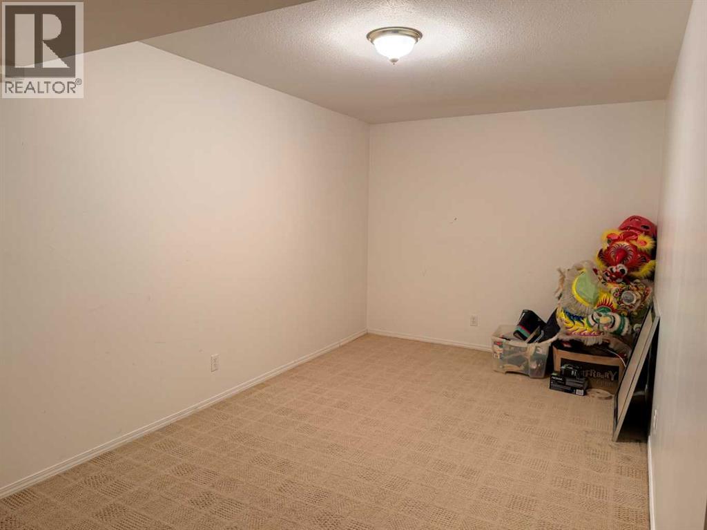 150 PIPER DRIVE - 26