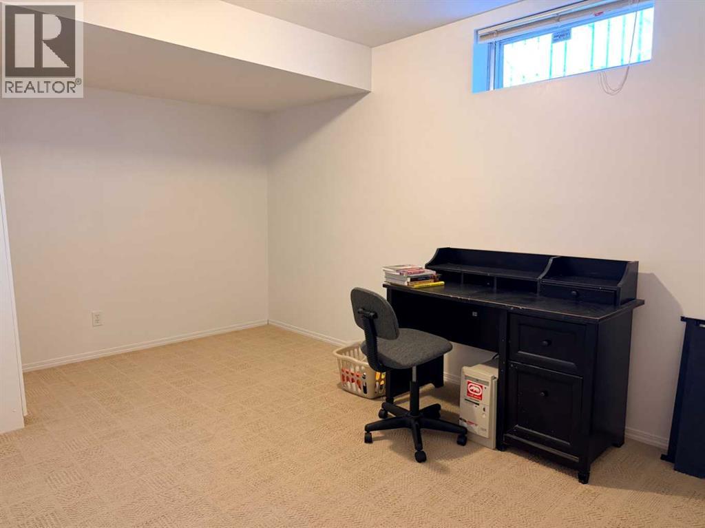 150 PIPER DRIVE - 27