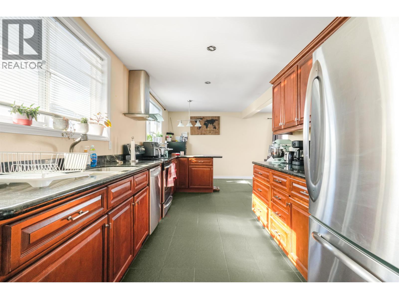 11 SWALLOW STREET, Kitimat