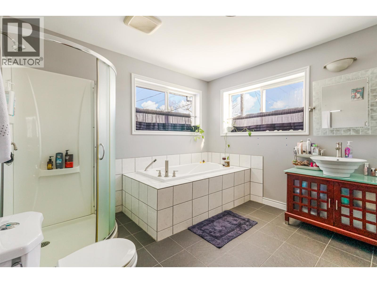 11 SWALLOW STREET, Kitimat