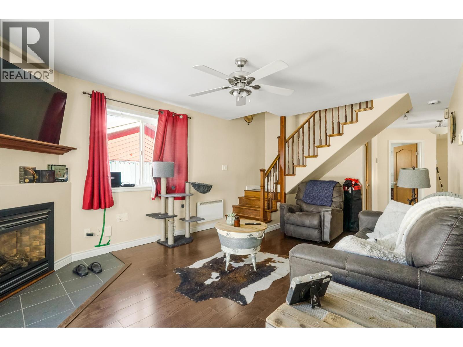 11 SWALLOW STREET, Kitimat