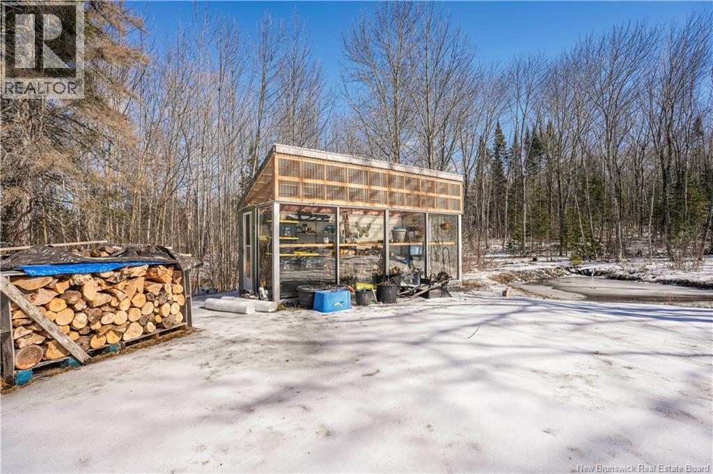 18 DRIFTWOOD DRIVE - 10