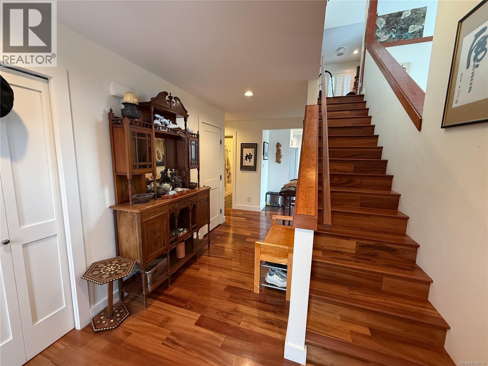 462 POINT IDEAL DR - 19