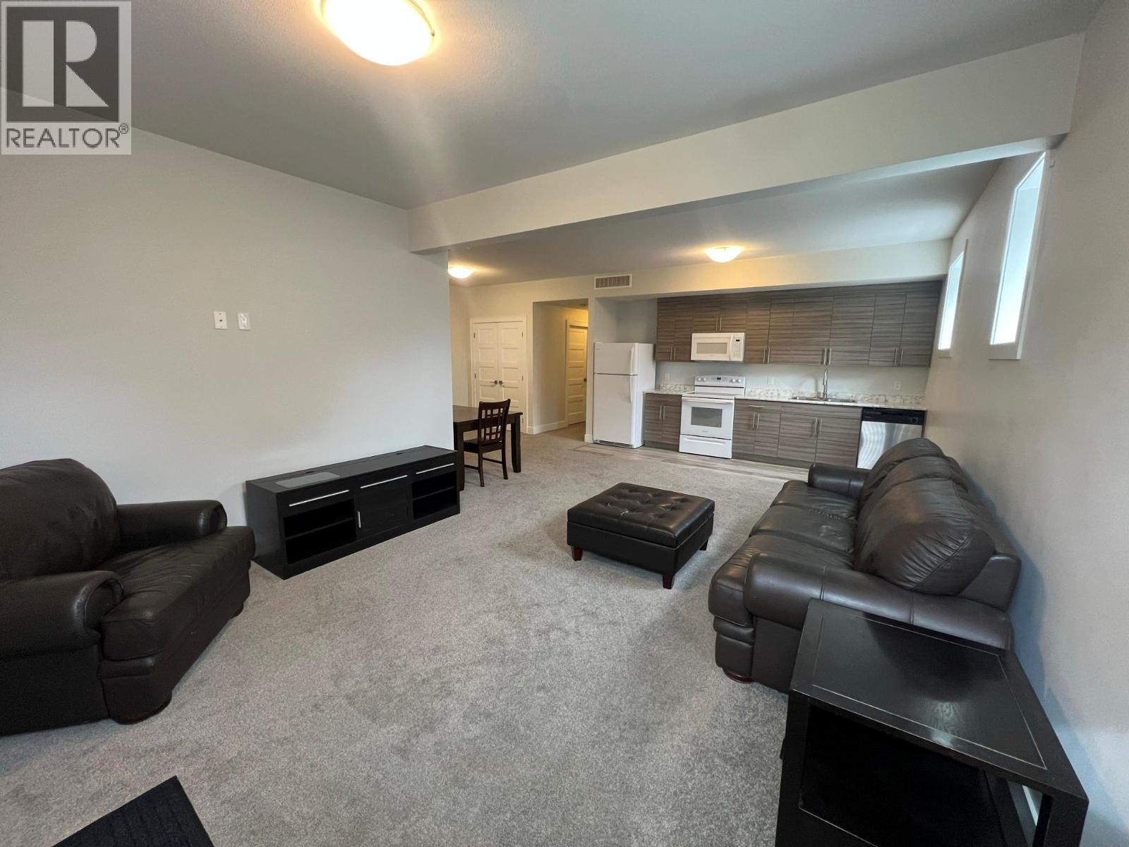  1753 KLO Road, Kelowna