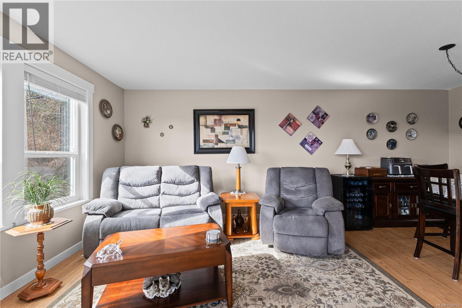 #224 390 ISLAND HWY S - 12