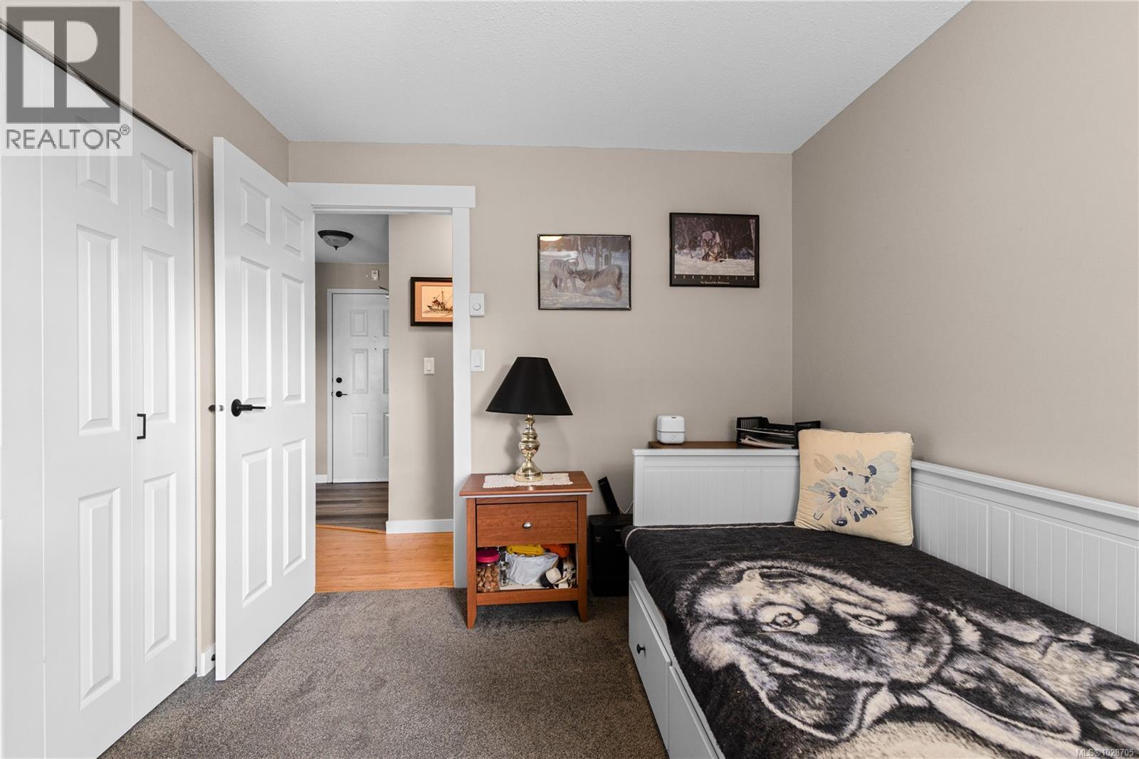 #224 390 ISLAND HWY S - 23