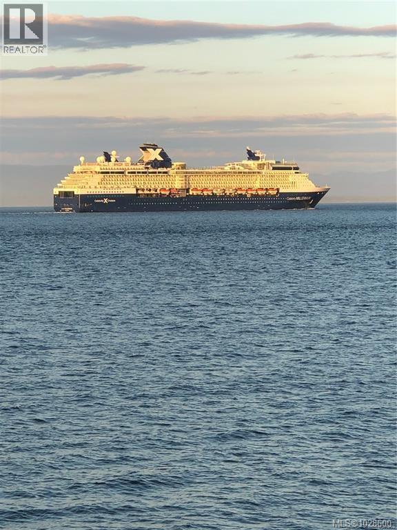 1081 Island Hwy S, Campbell River