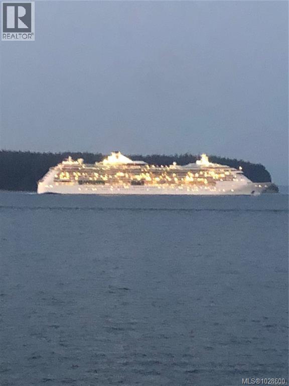 1081 Island Hwy S, Campbell River