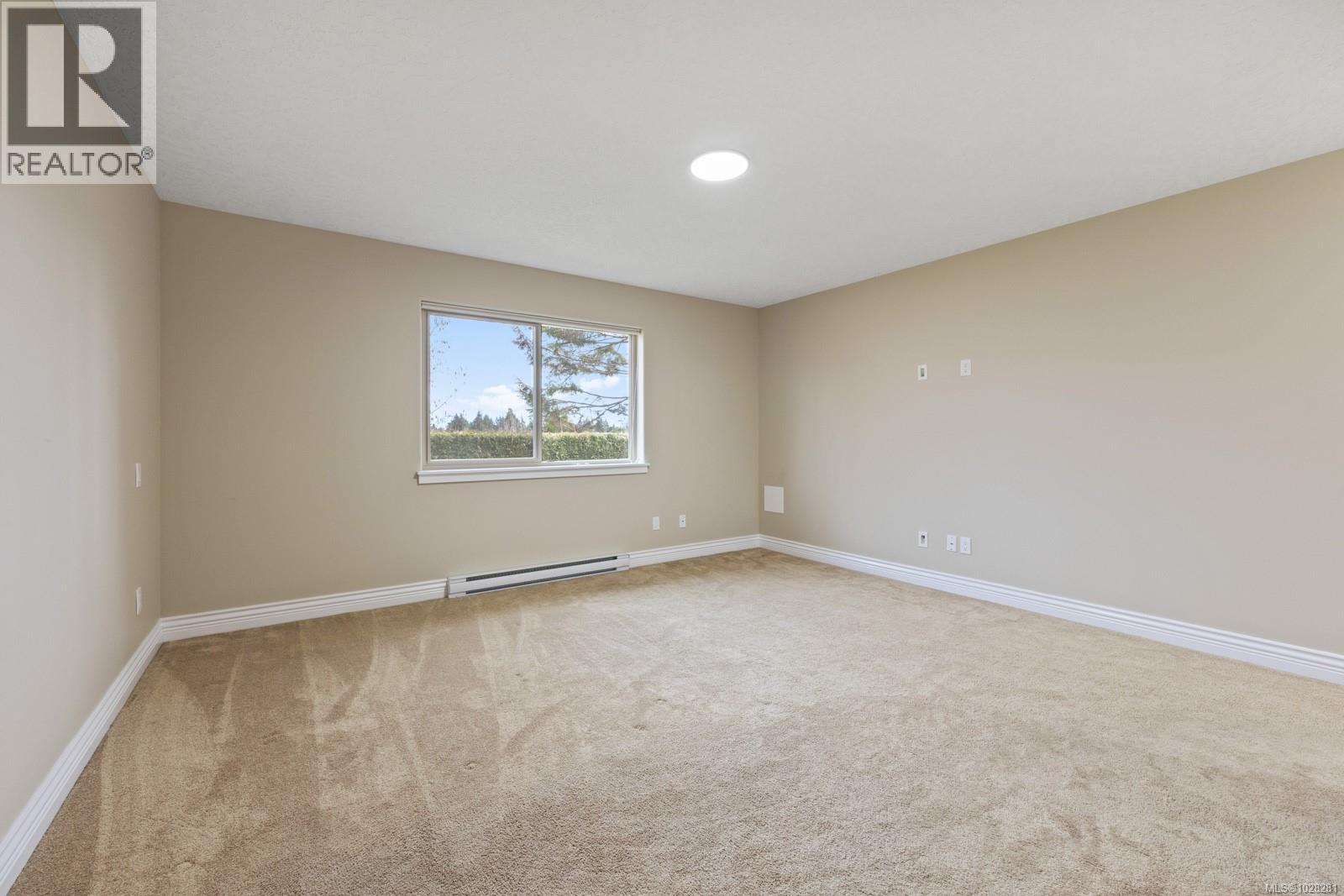 #120 2205 Robert Lang Dr - 16