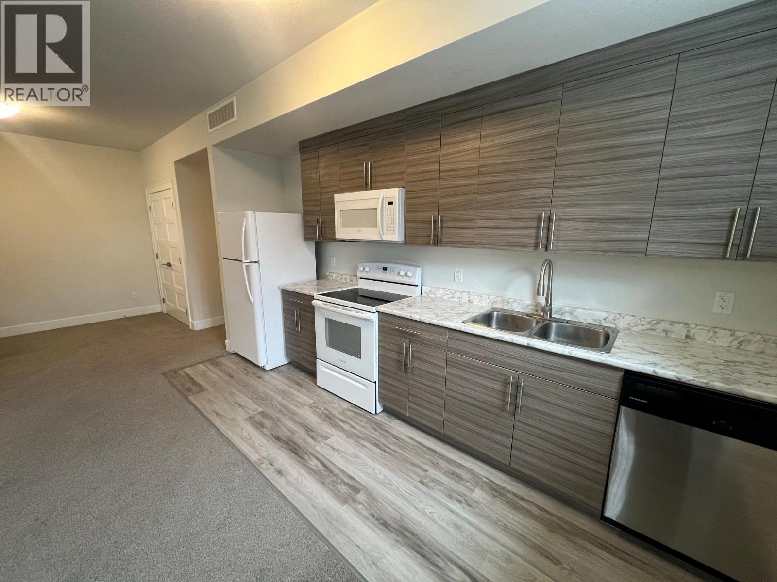  1753 KLO Road, Kelowna