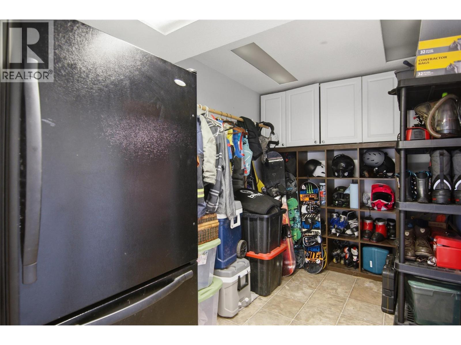 2619 ARGYLE Avenue, Kamloops