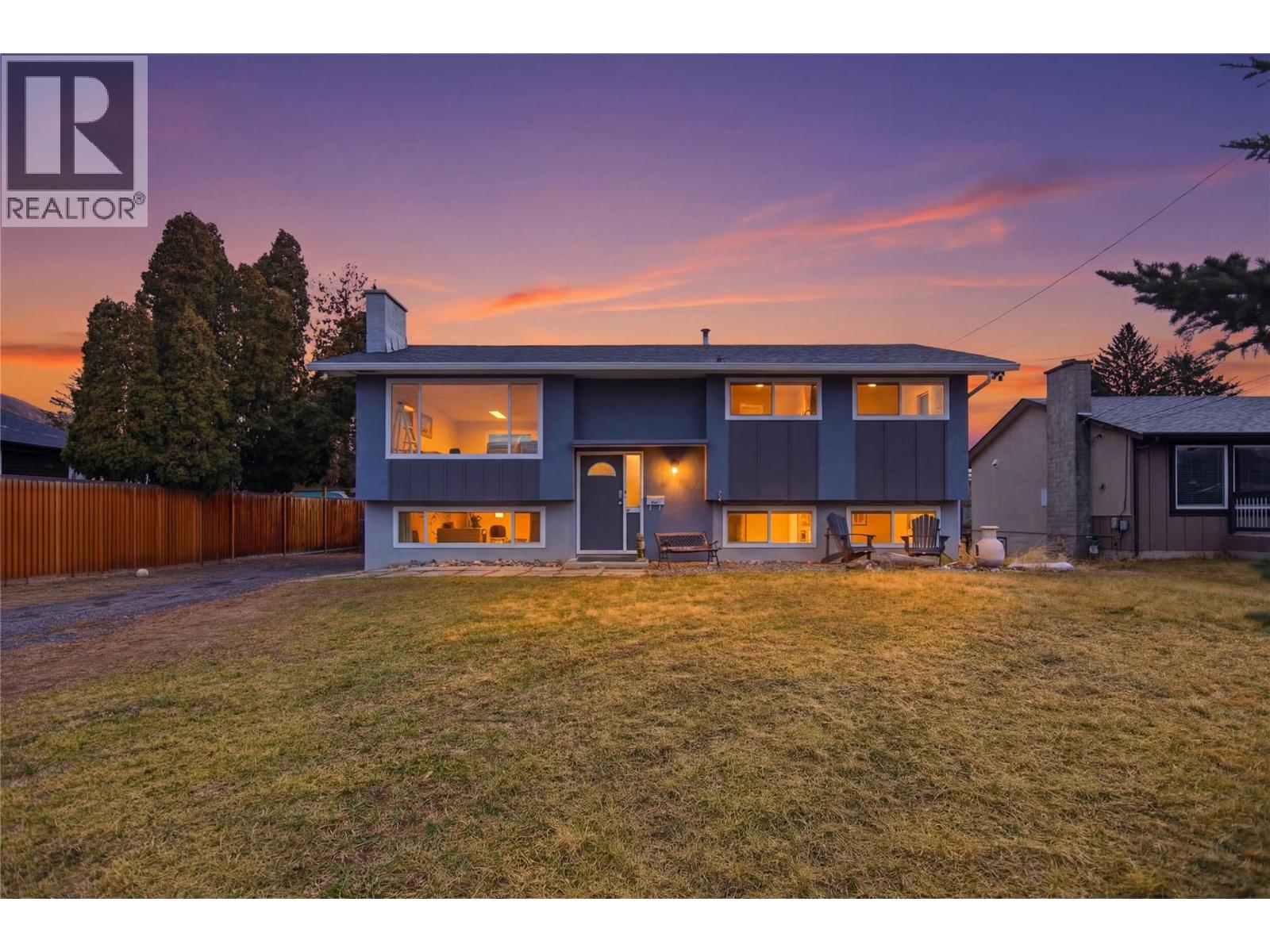 2619 ARGYLE Avenue - 1