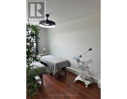 2551 Hurontario Street, Mississauga, ON L5A2G4 Photo 18
