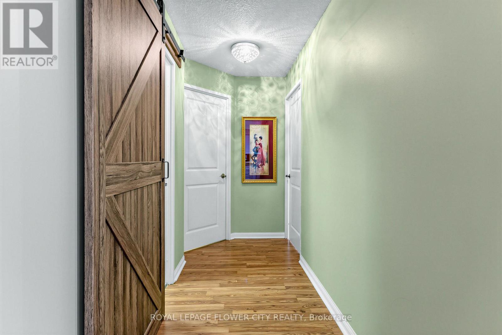 #1208 10 LAURELCREST STREET - 2
