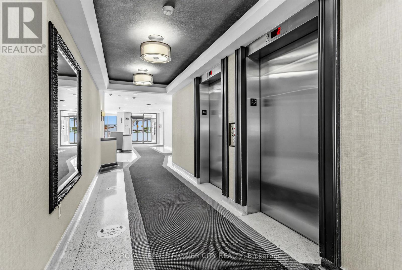 #1208 10 LAURELCREST STREET - 31