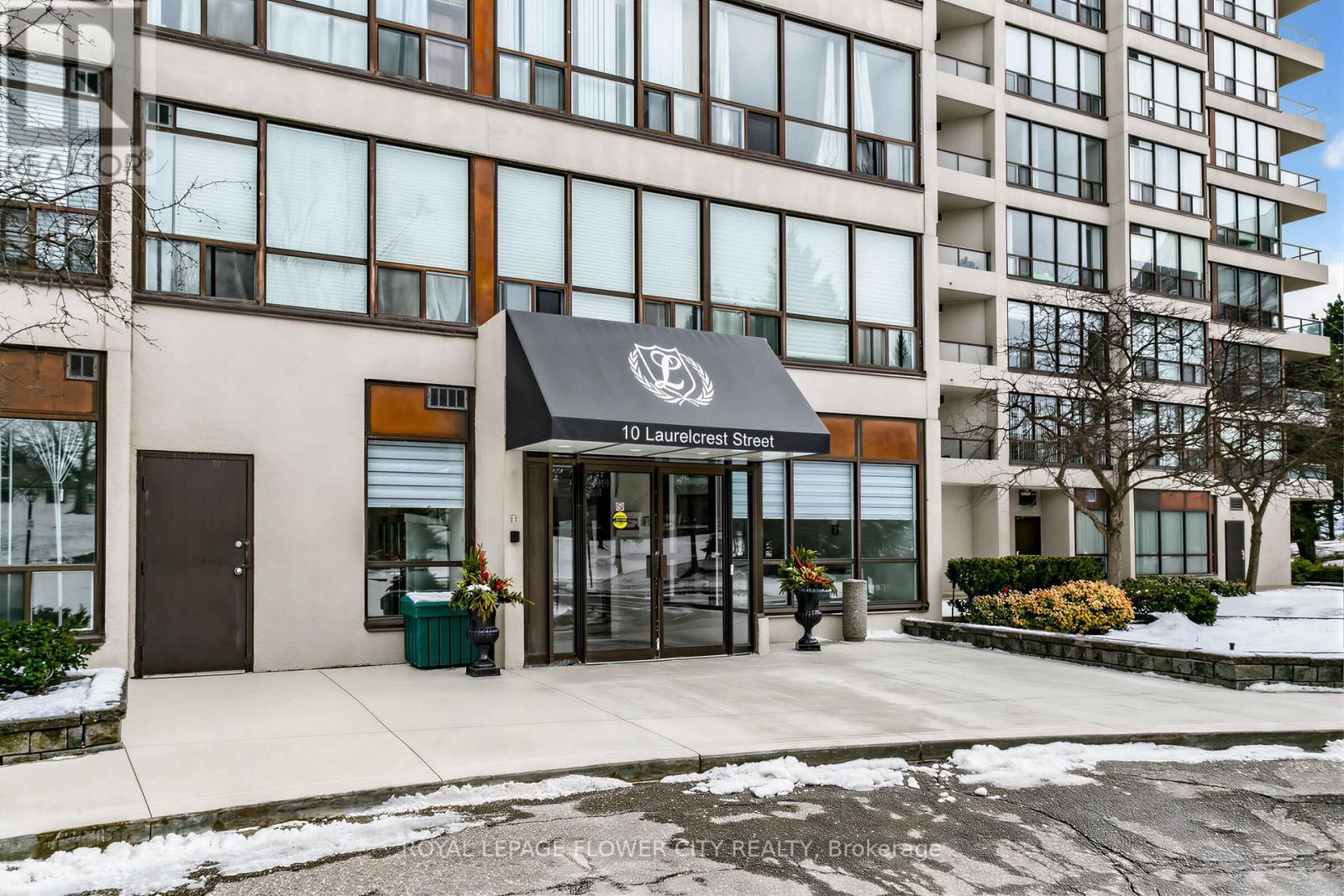 #1208 10 LAURELCREST STREET - 34