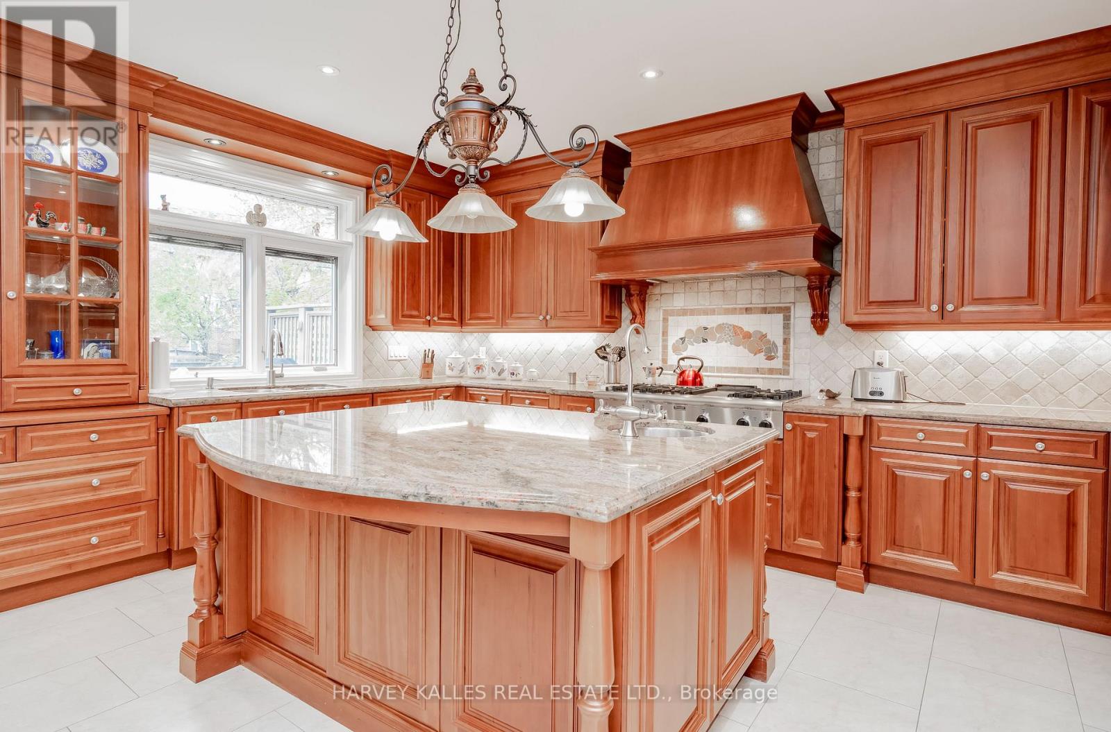 2370 HAMMOND ROAD - 16