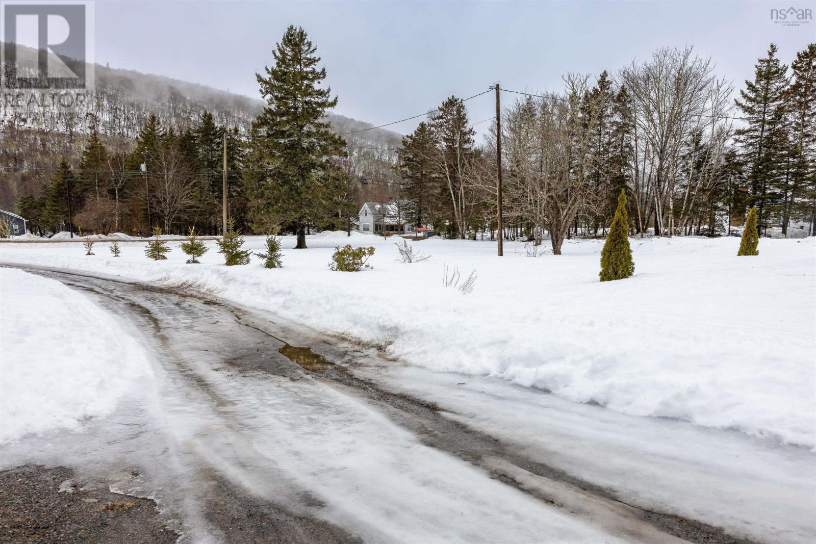 Property 31 of 31 of 16568 Highway 316