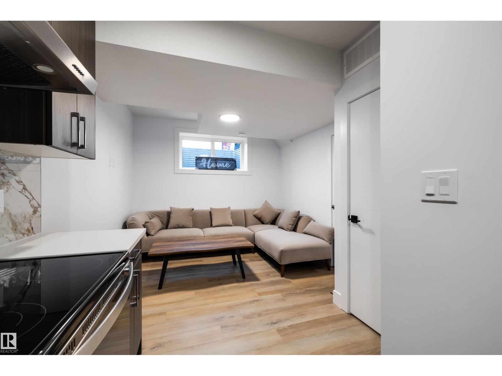 10973 74 AV NW, Edmonton