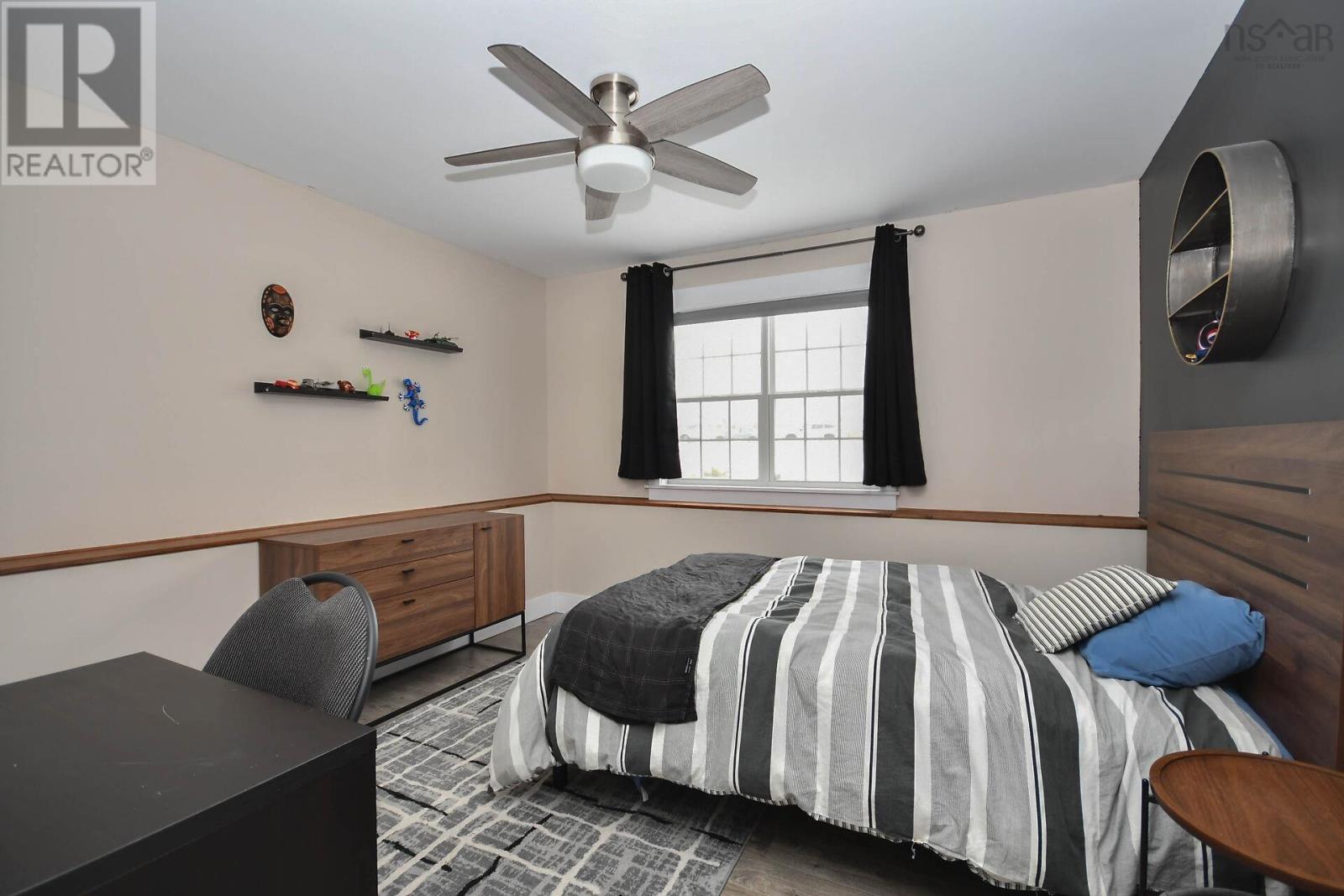 Property 23 of 50 of 44 Yew Street