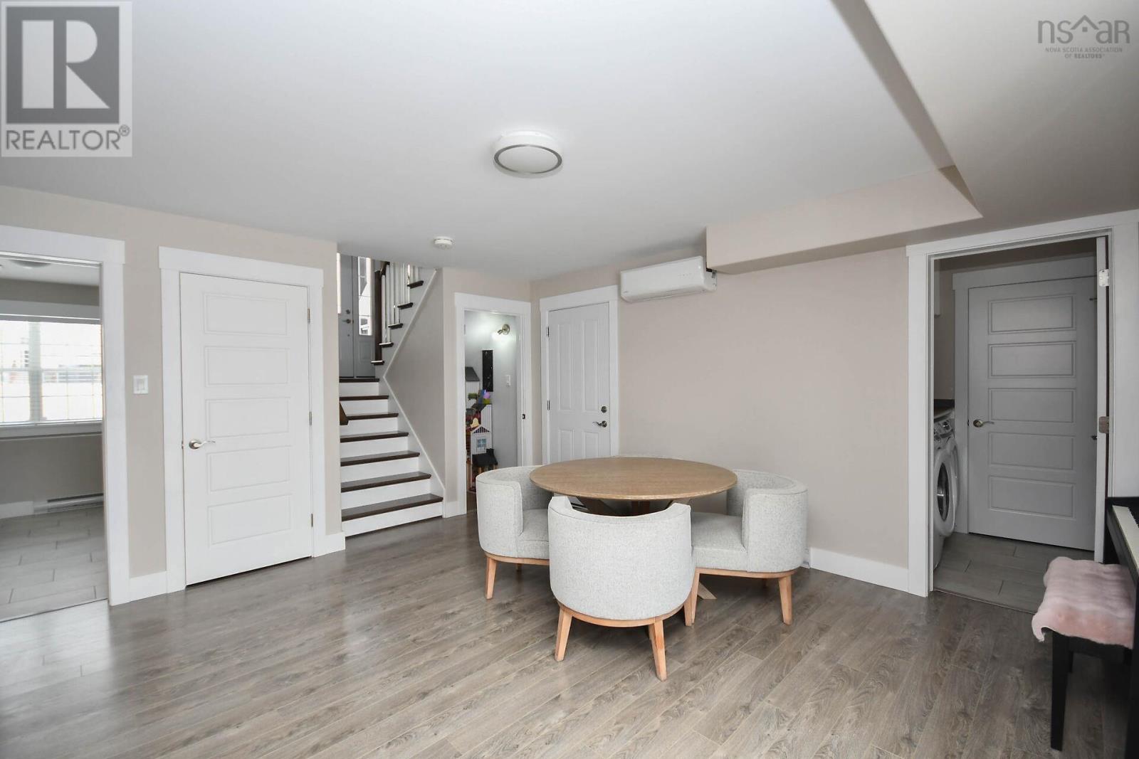 Property 25 of 50 of 44 Yew Street