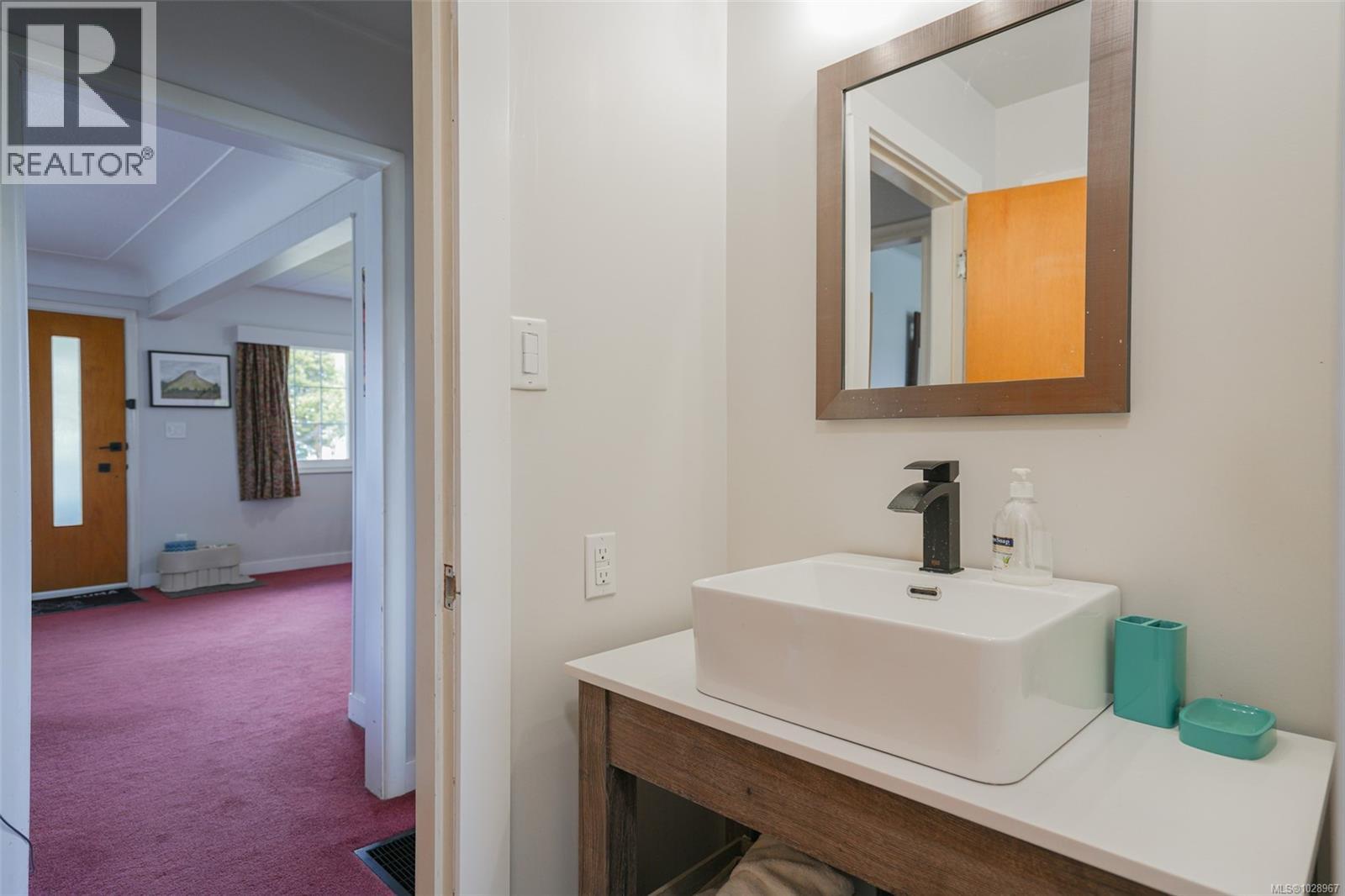 3900 Cedar St, Port Alberni