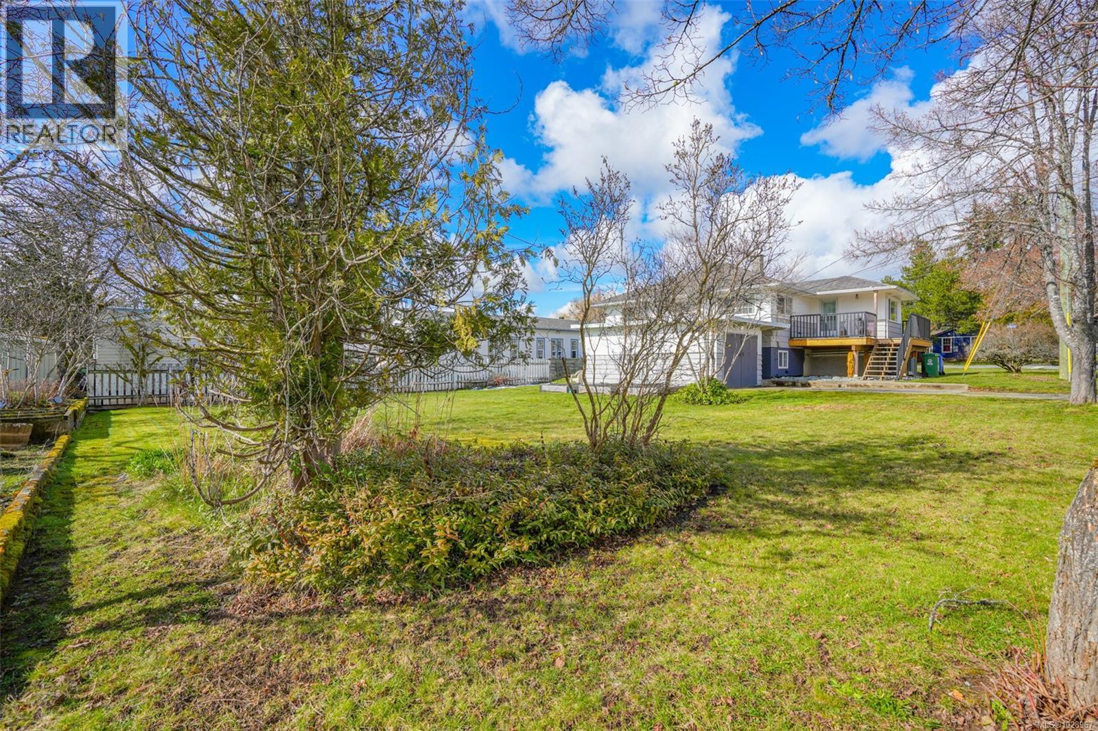 3900 Cedar St, Port Alberni