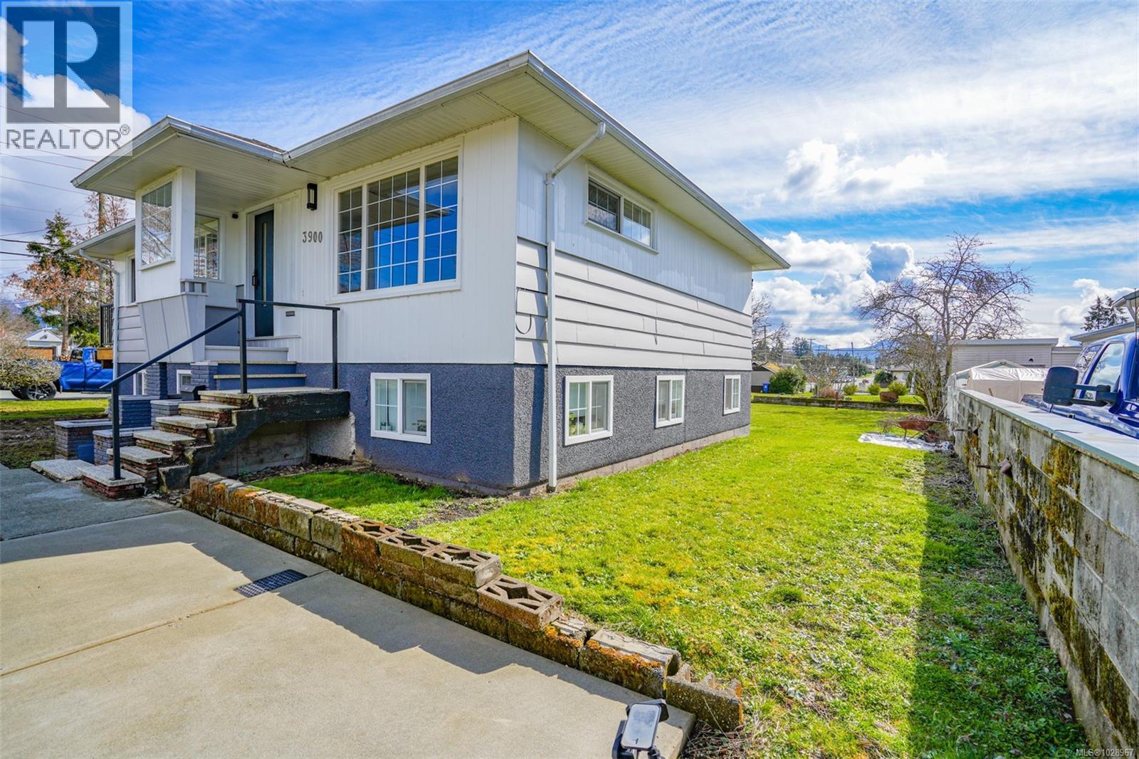 3900 Cedar St, Port Alberni