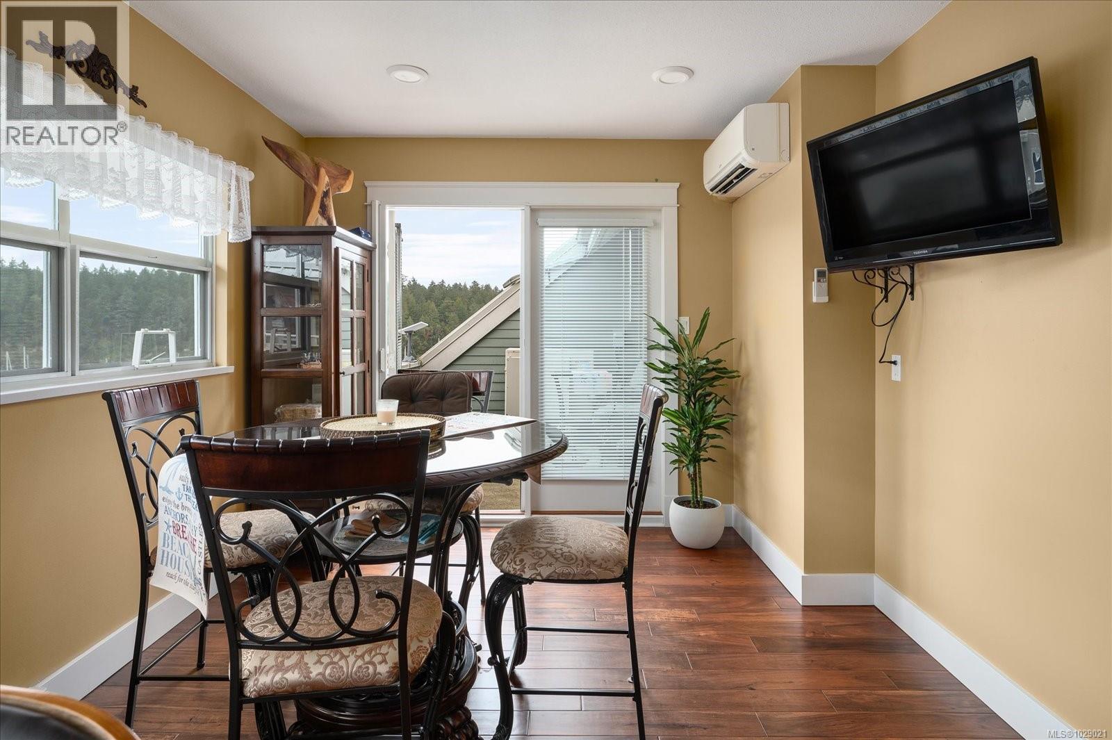 #703 540 STEWART AVE - 13