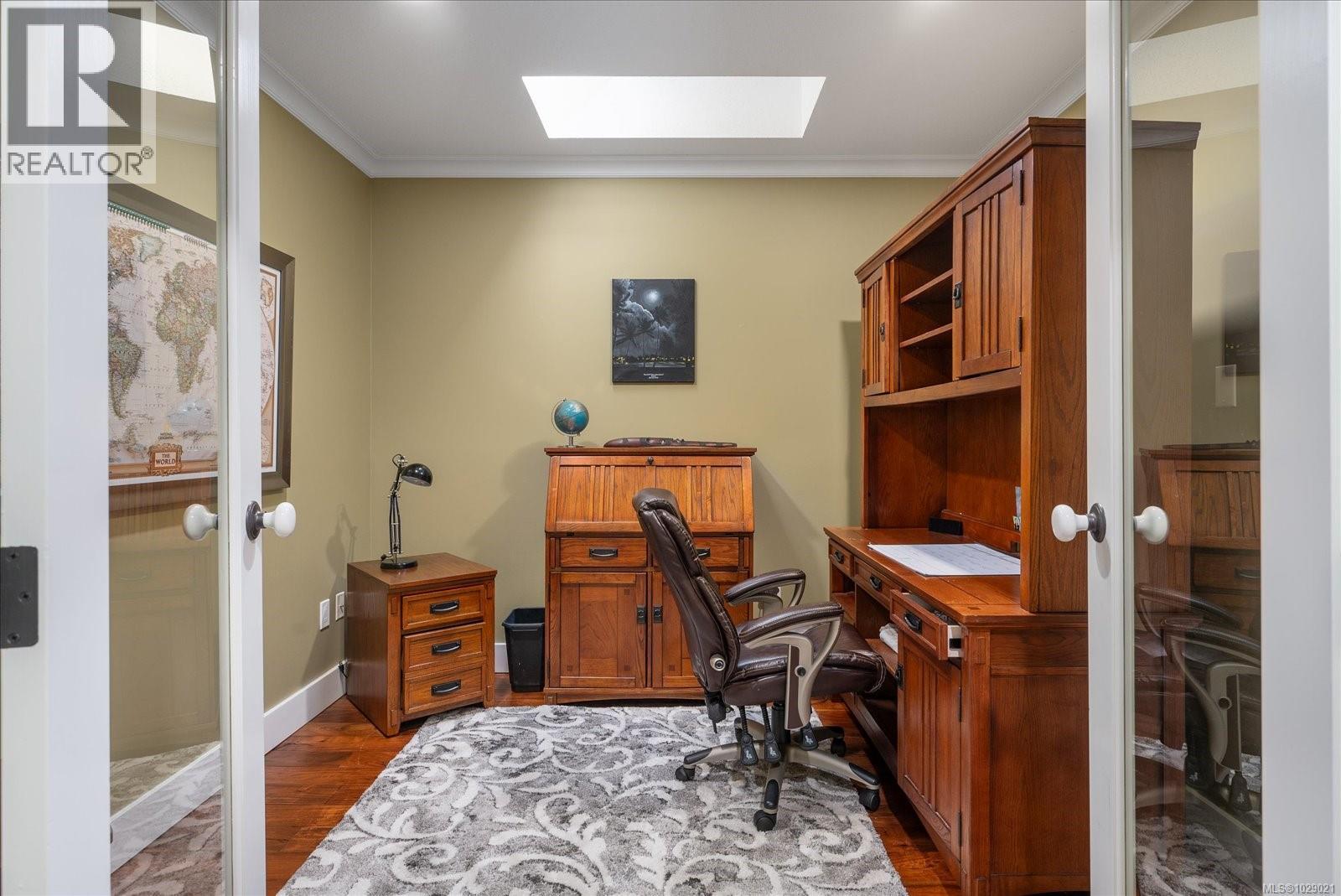 #703 540 STEWART AVE - 27