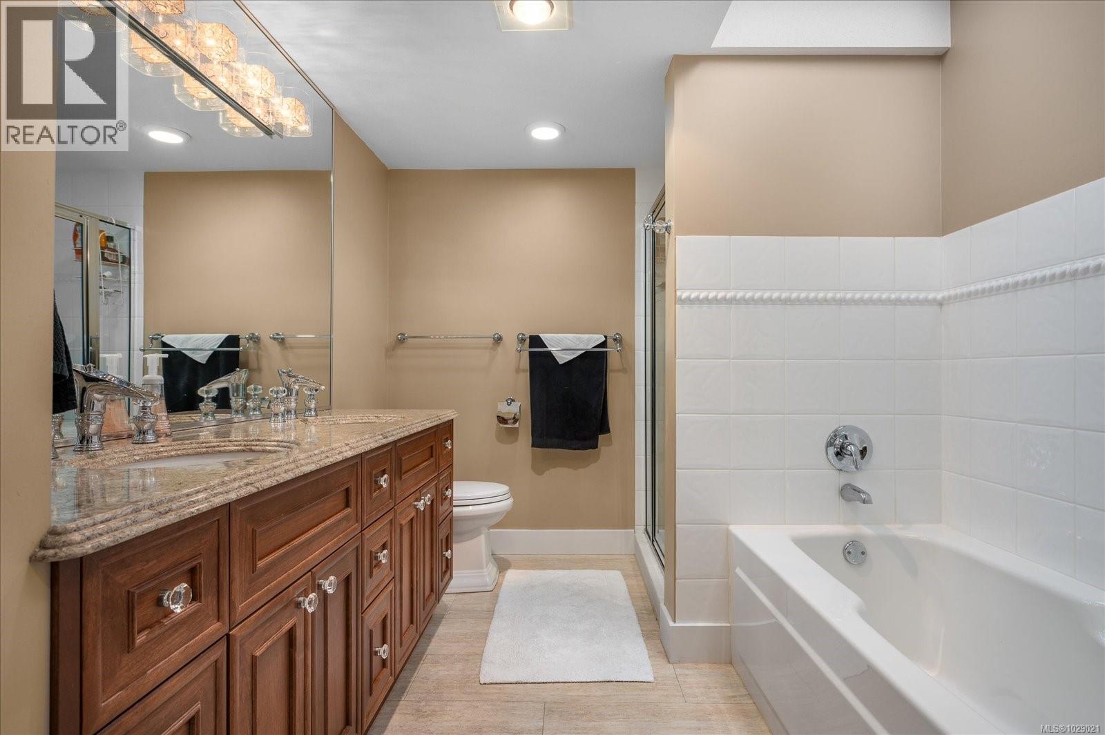 #703 540 STEWART AVE - 25