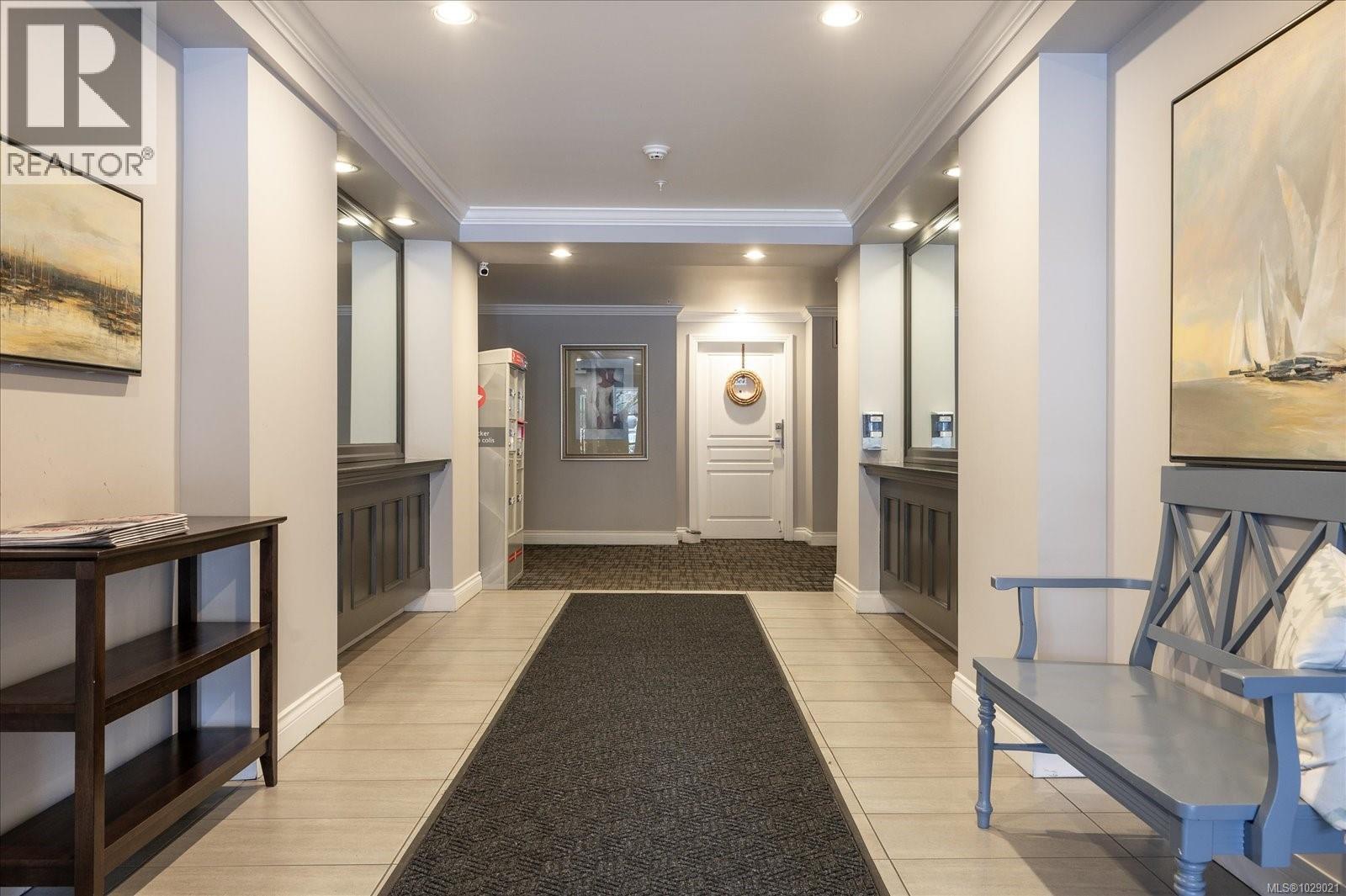 #703 540 STEWART AVE - 31