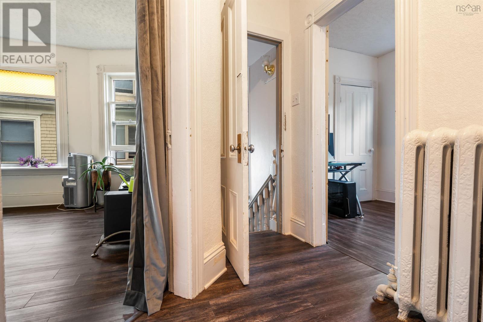 45 BELL STREET - 34