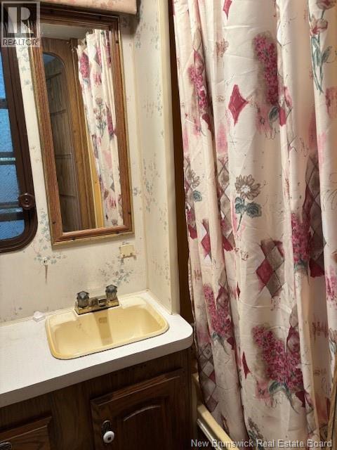 Bathroom travel trailer