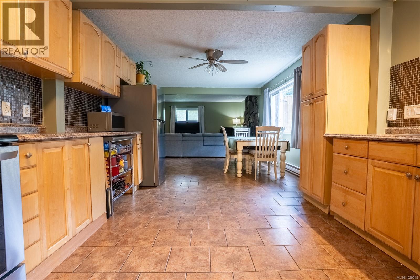 2808 Sooke Lake Rd - 9