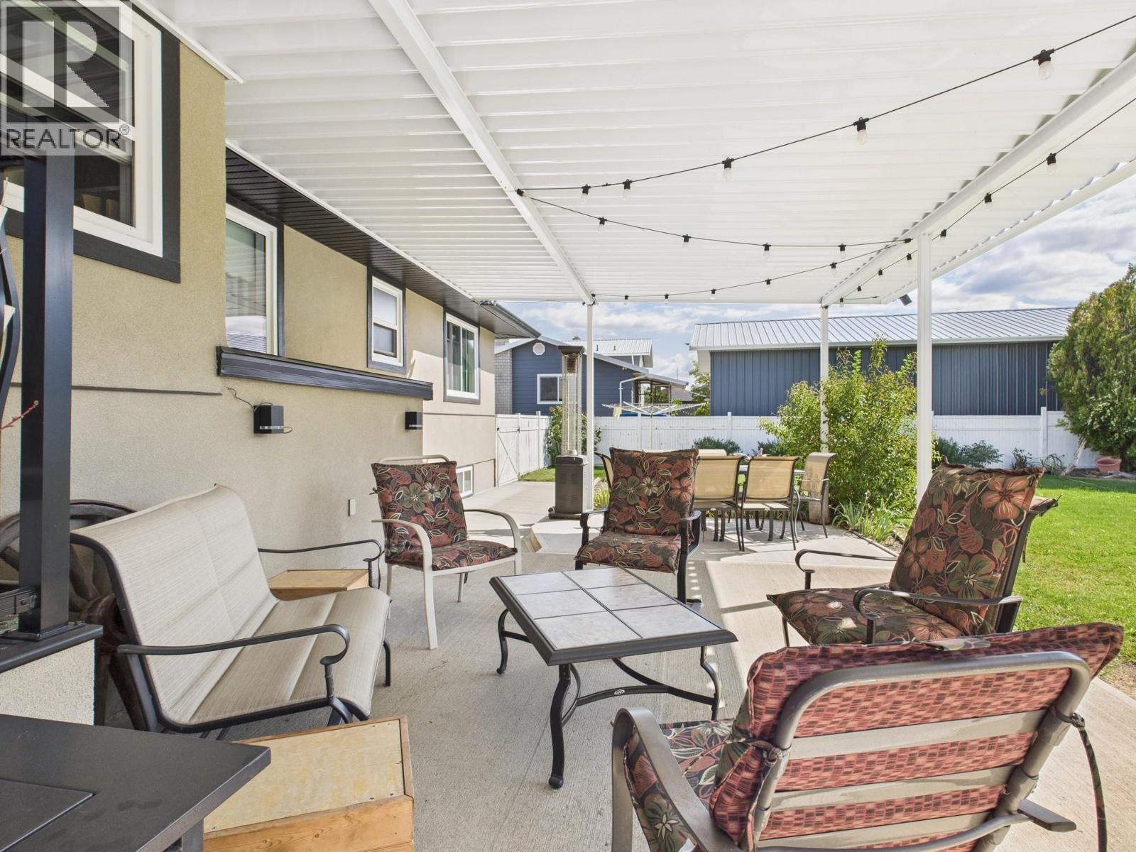 9806 Highway 97, Osoyoos