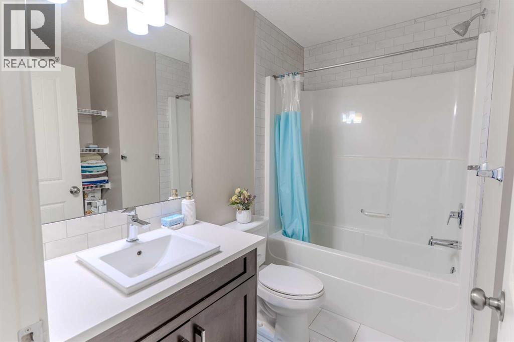 Single Family House for Sale in   Nolancrest Heights NW Nolan Hill Calgary 