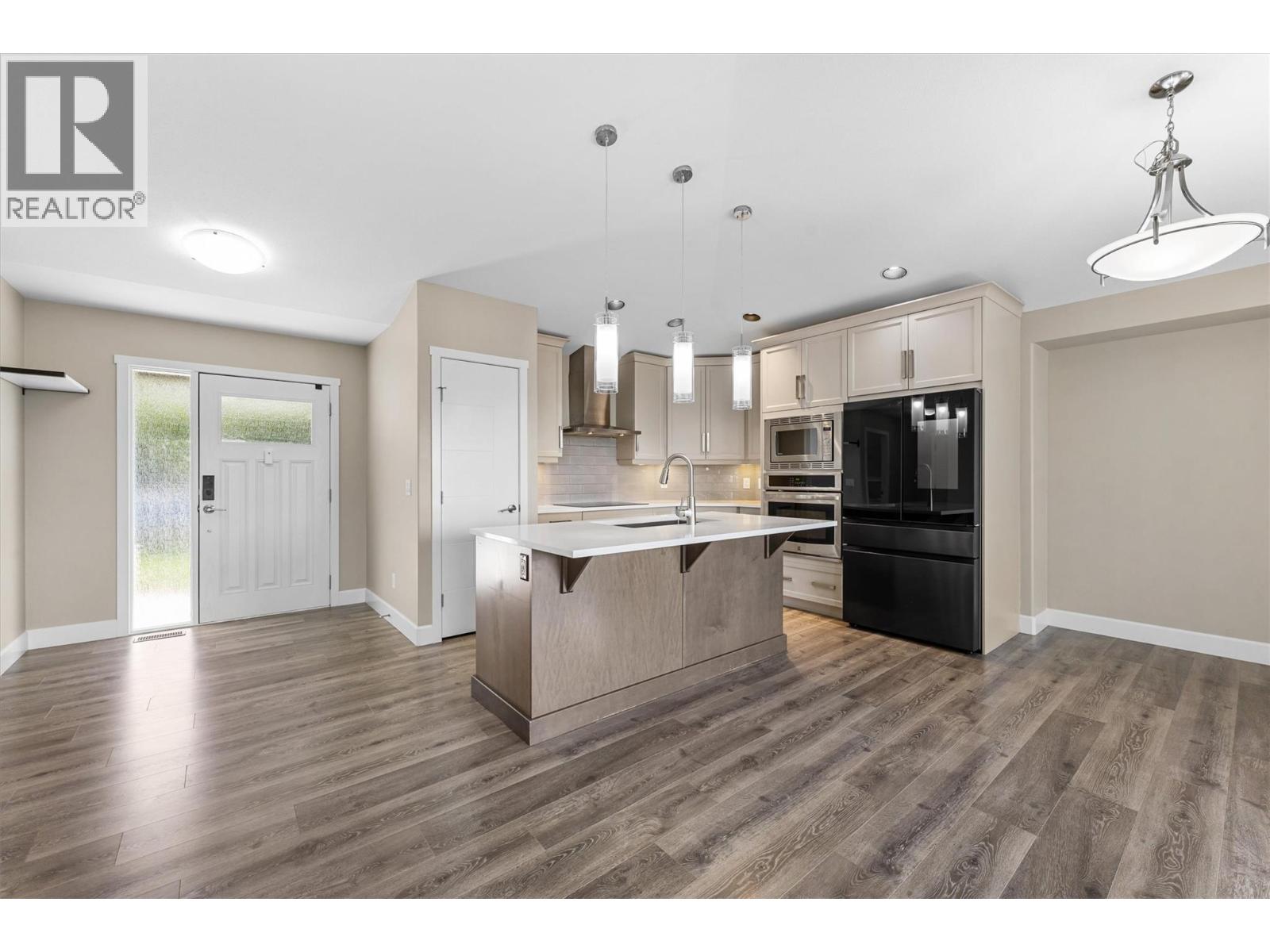 5 1342 Shaunna Road, Kelowna