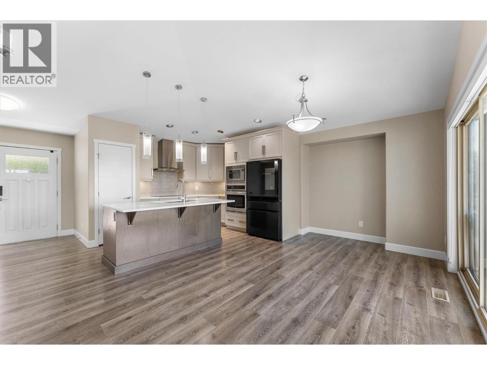 5 1342 Shaunna Road, Kelowna