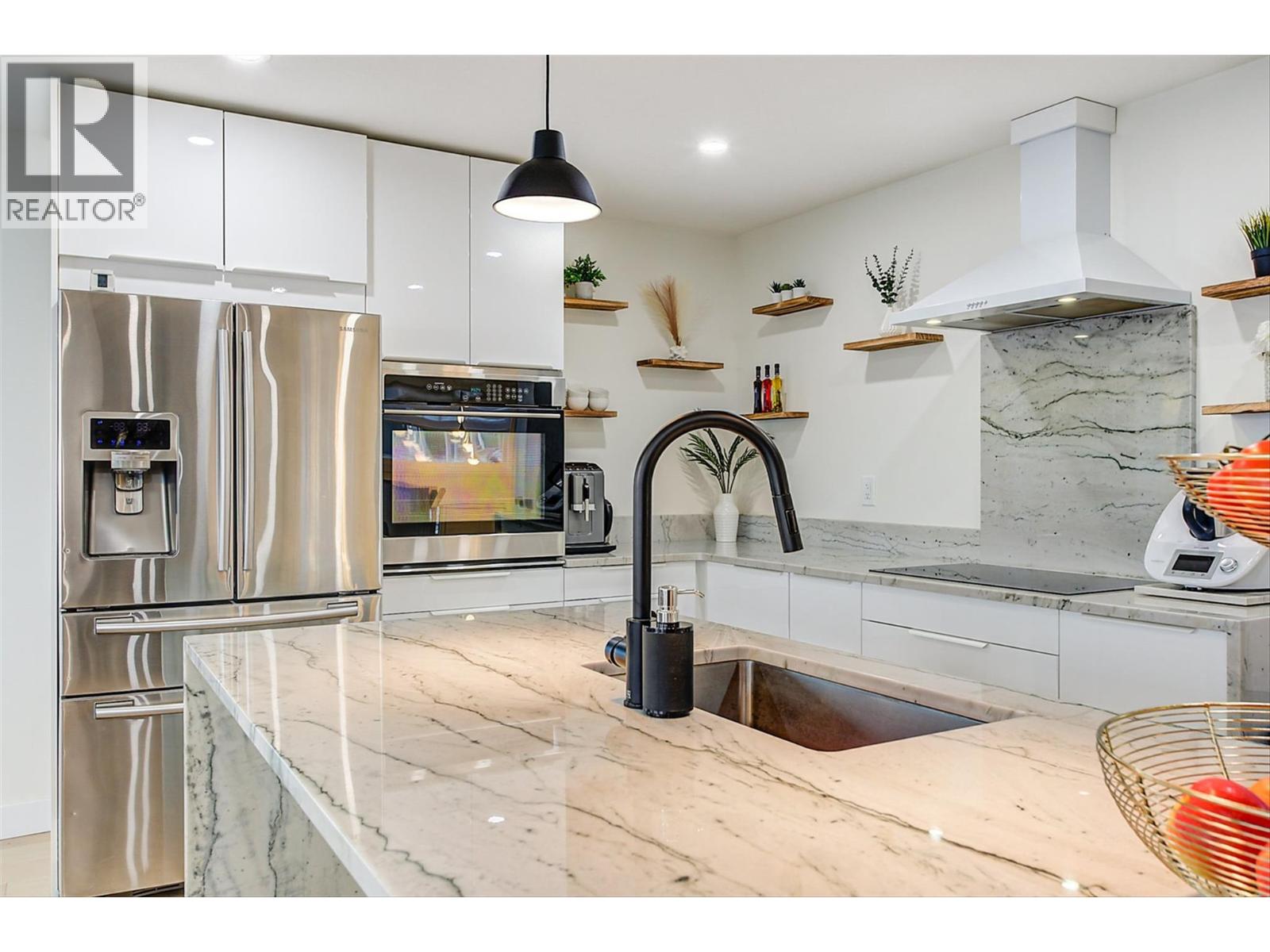  6178 Lipsett Avenue, Peachland