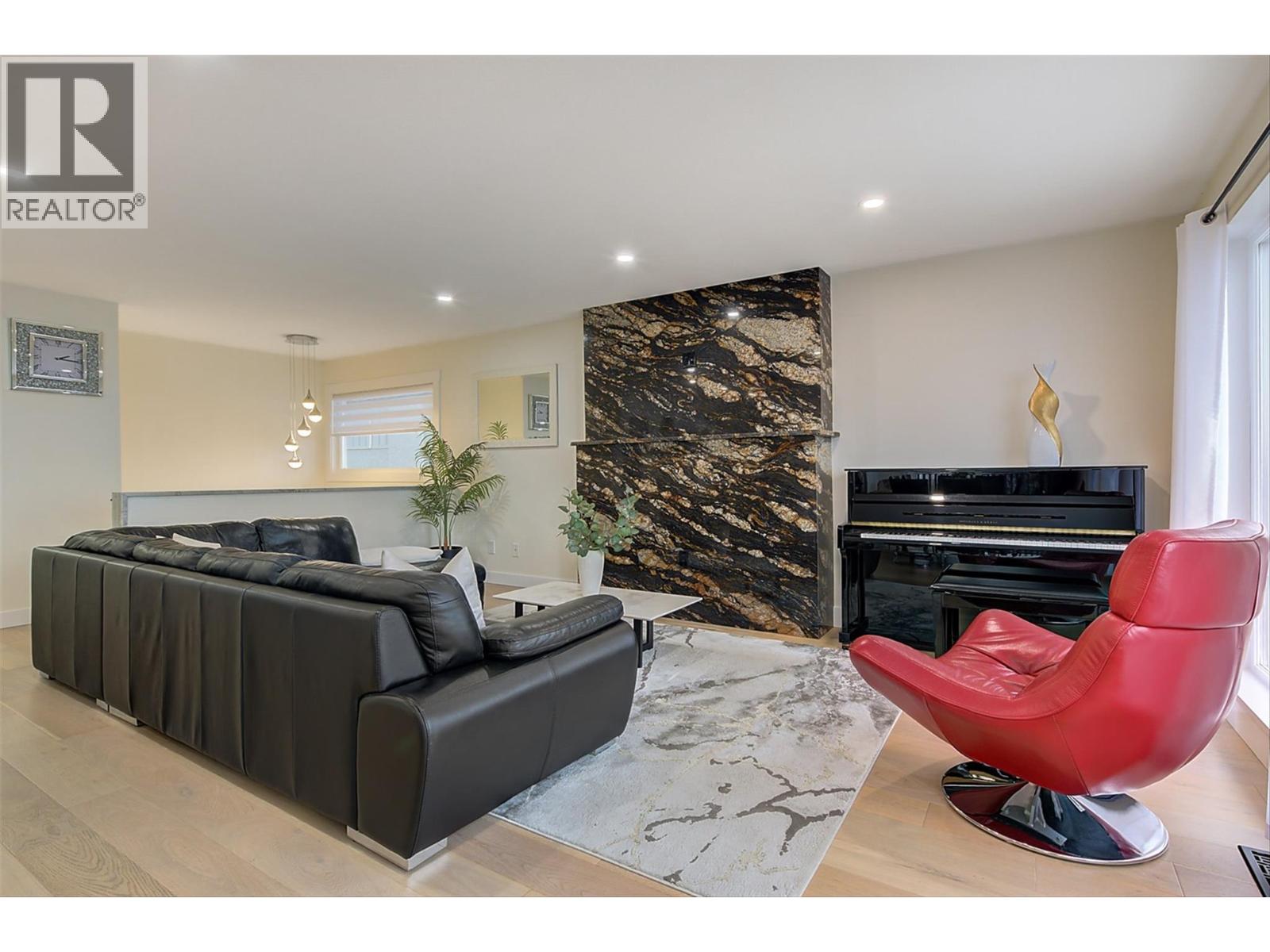  6178 Lipsett Avenue, Peachland