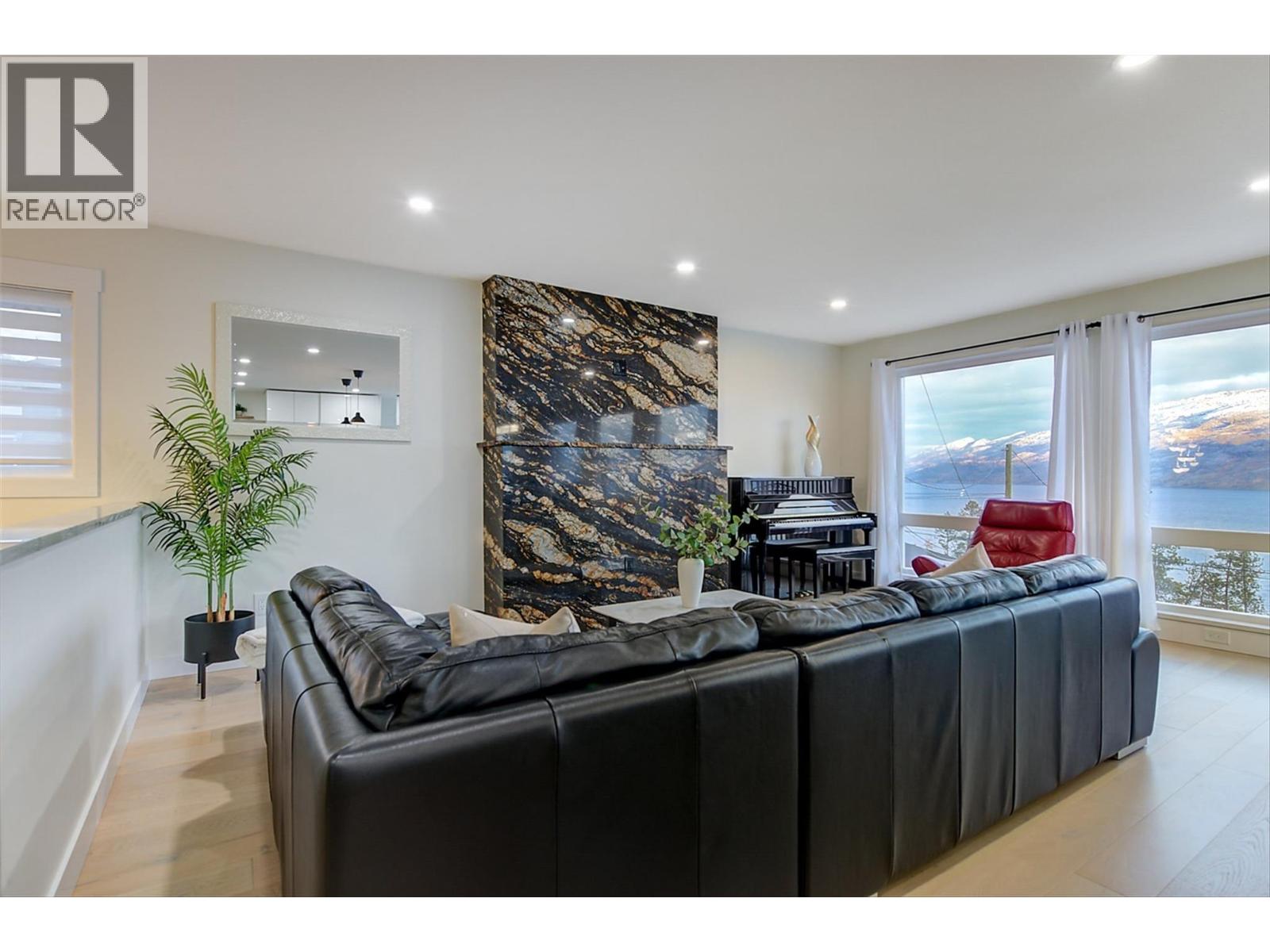  6178 Lipsett Avenue, Peachland