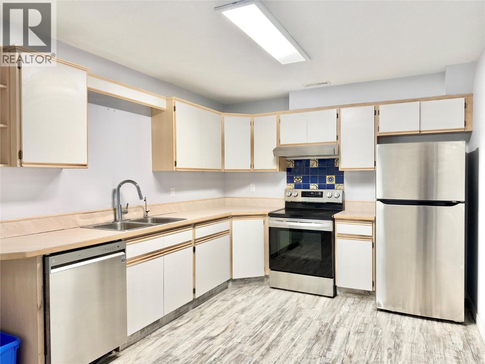 5814 OLEANDER Drive, Osoyoos