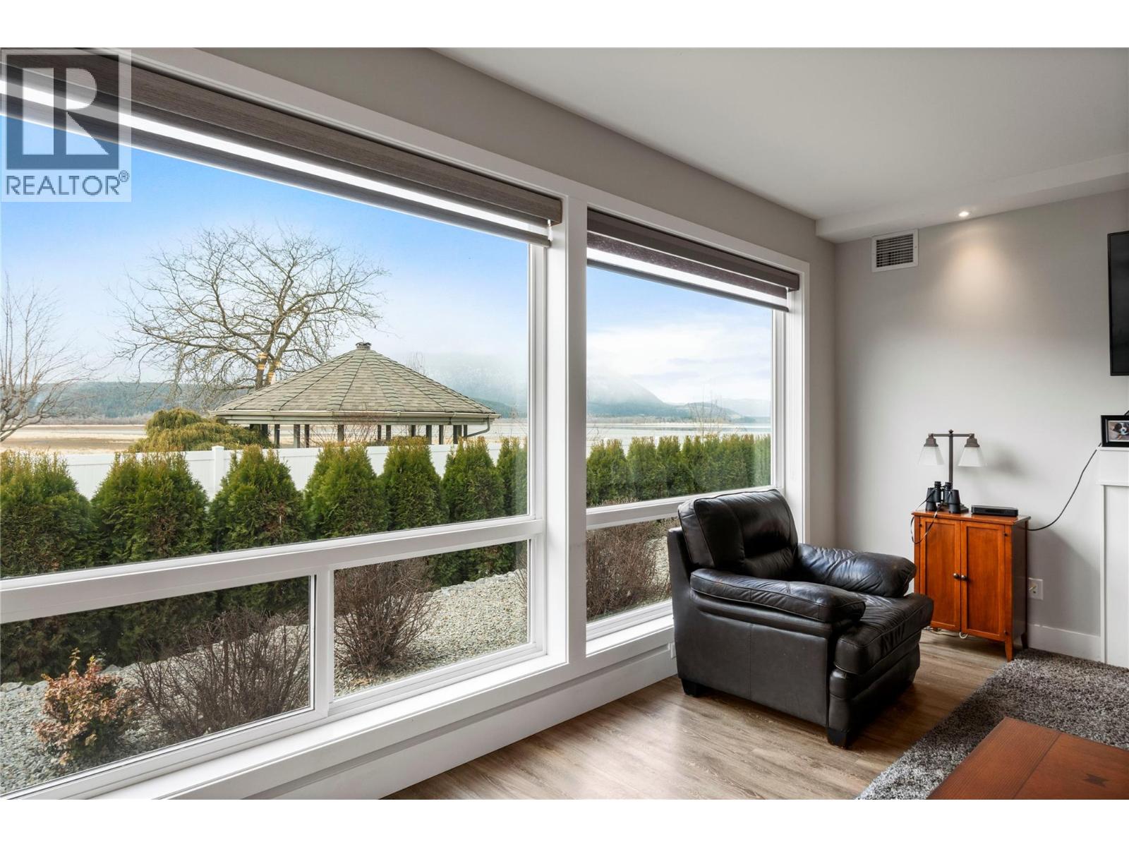 121 Harbourfront Drive NE Unit# 1, Salmon Arm